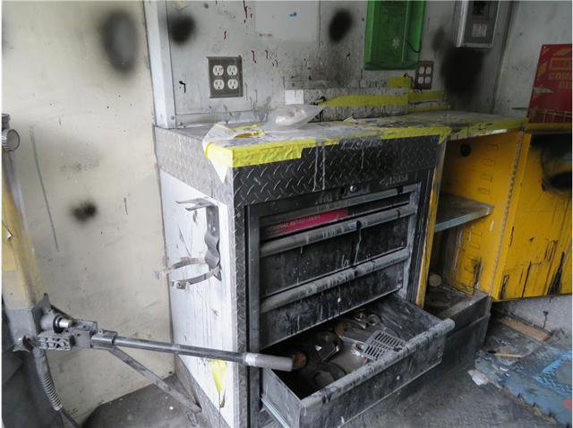 Used 2015 Chevrolet Express 3500 image 12