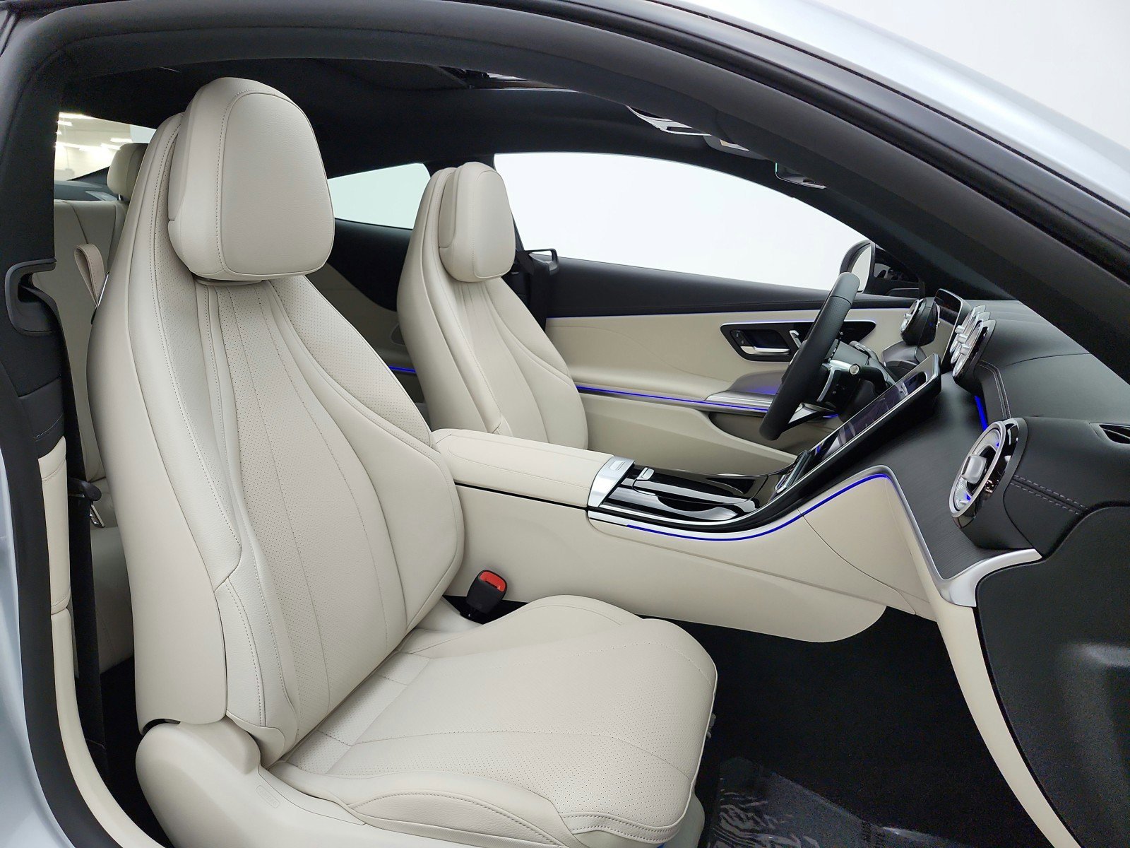 New 2026 Mercedes-Benz CLE 450 4MATIC Coupe image 13
