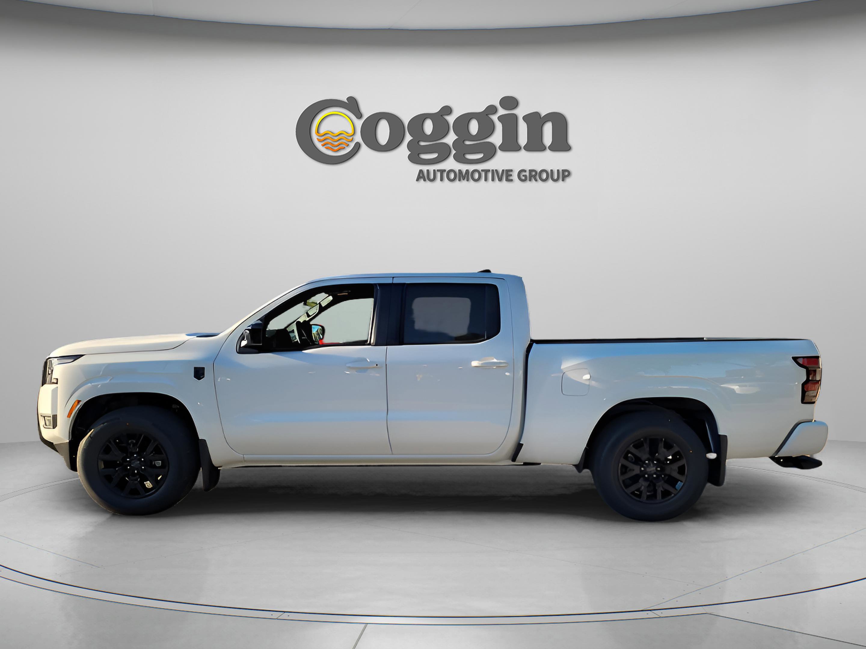 New 2026 Nissan Frontier SV image 2