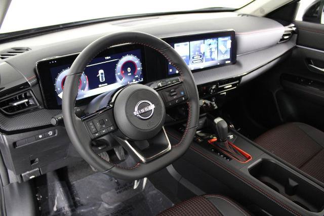 Certified 2026 Nissan Kicks SR FWD image 18
