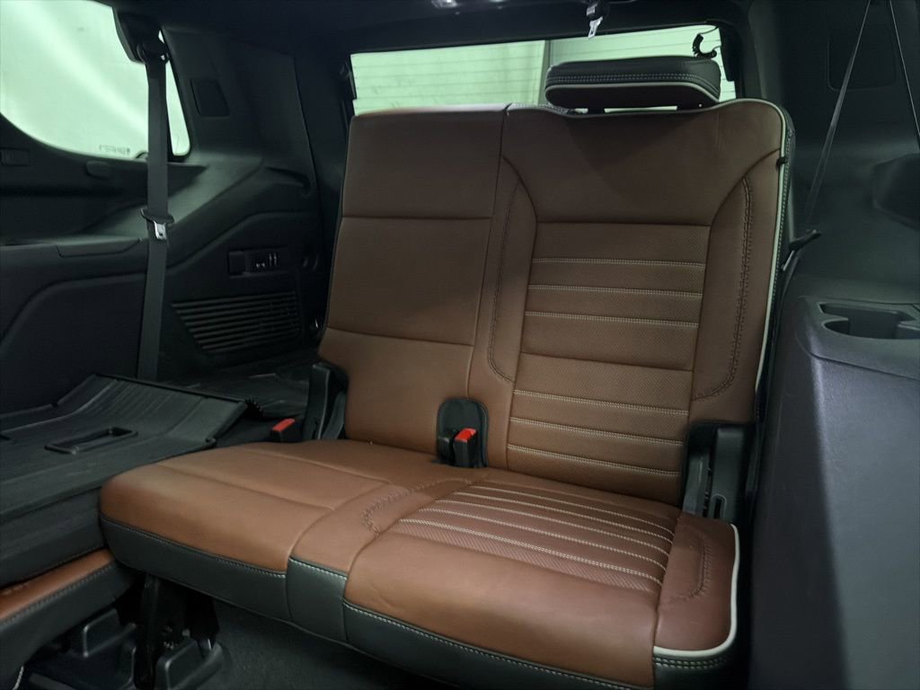 Used 2023 GMC Yukon Denali Ultimate image 26