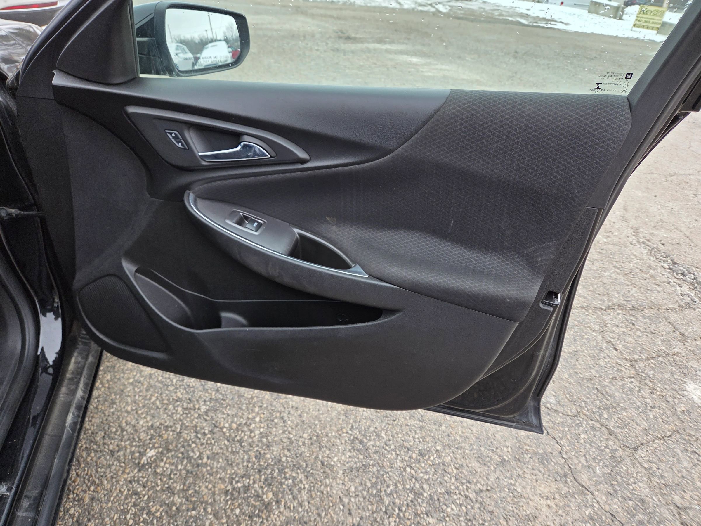 Used 2016 Chevrolet Malibu LT image 21