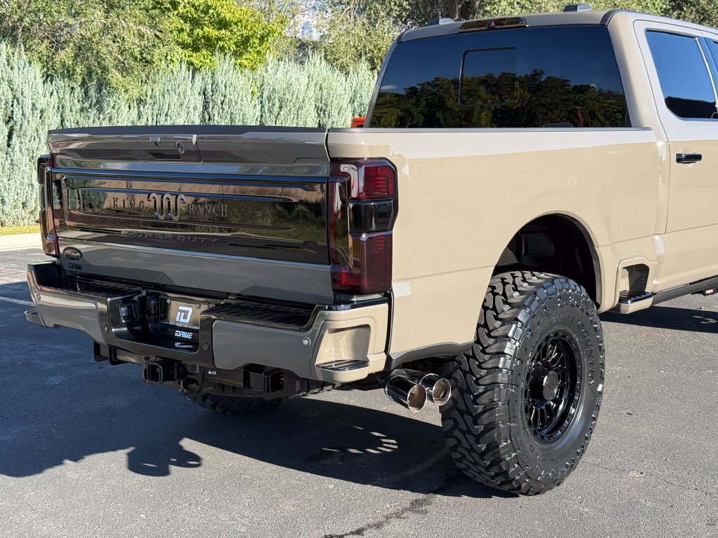 Used 2027 Ford F350 King Ranch w/ Tremor Off-Road Package AWD/4WD image 12