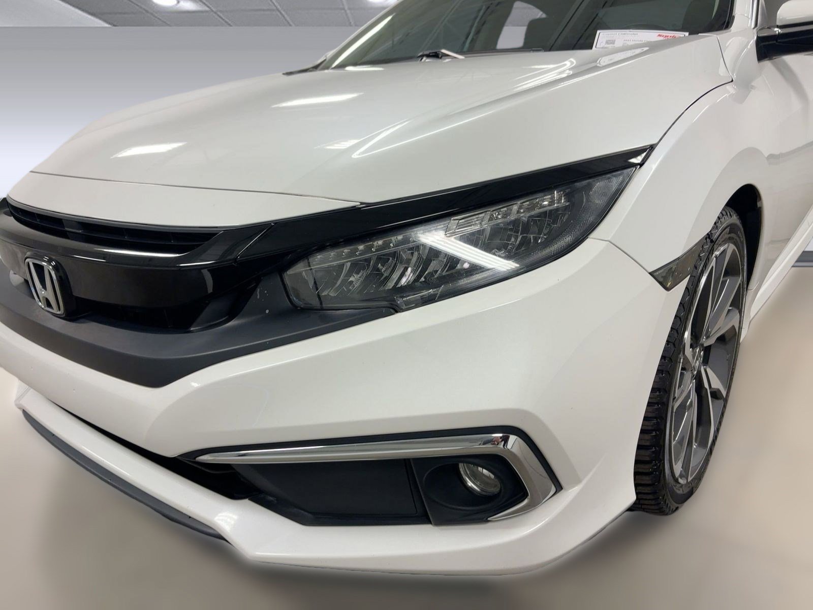 Used 2021 Honda Civic Touring image 10