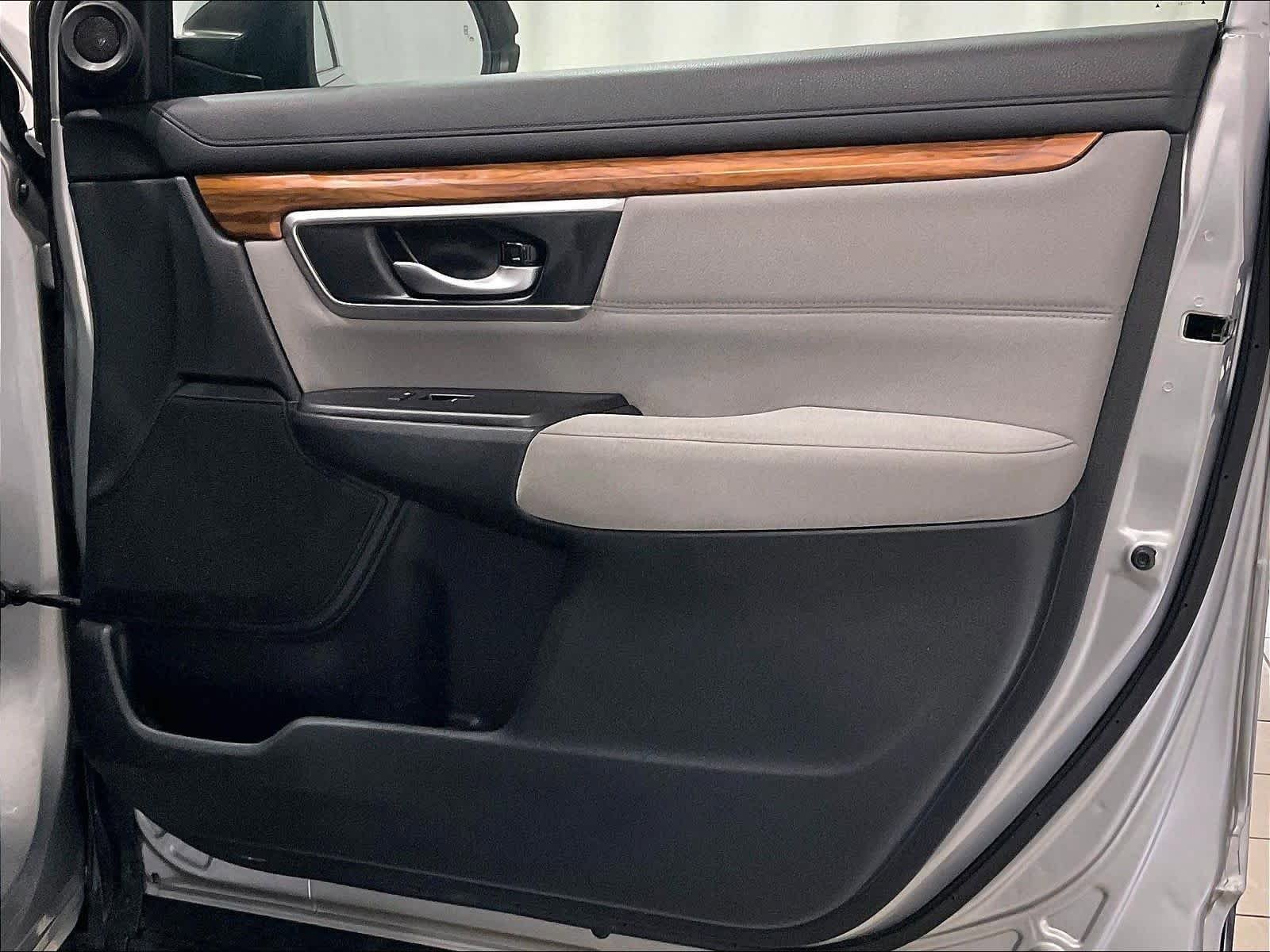Used 2021 Honda CR-V EX image 12
