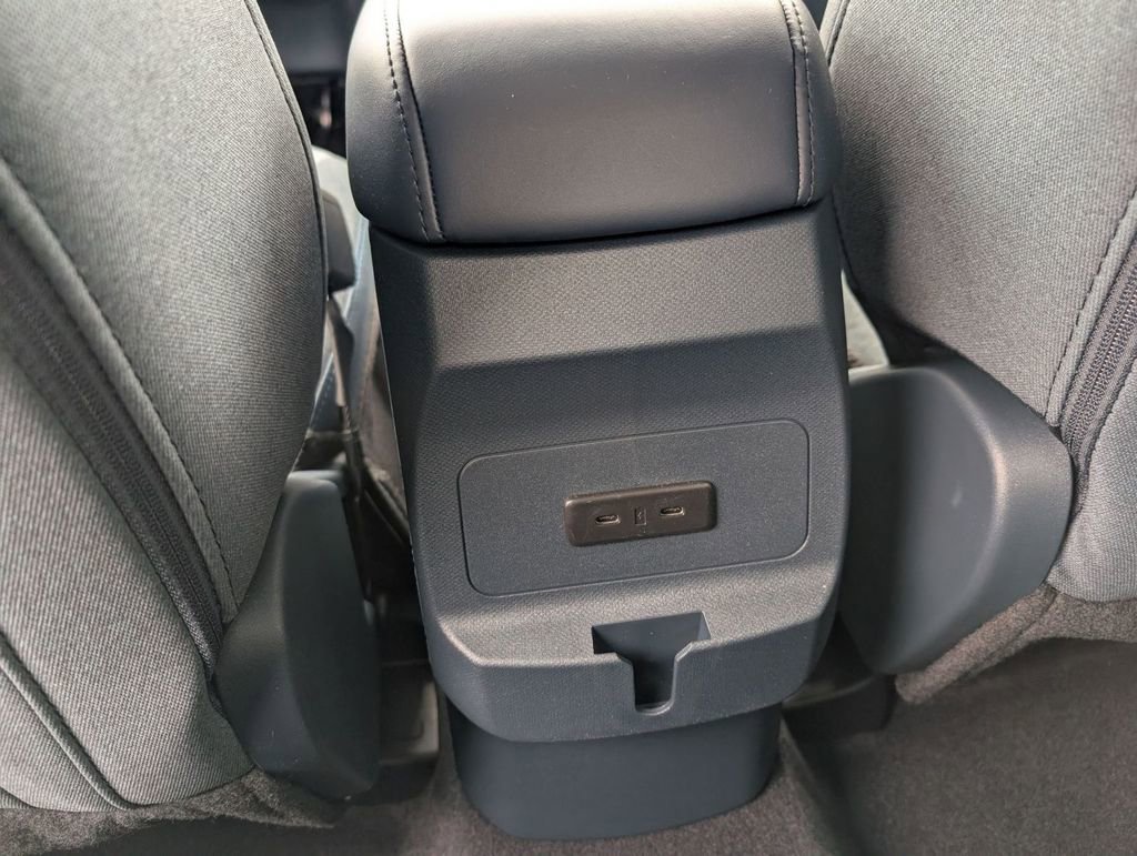 New 2025 Ford Maverick XLT image 42