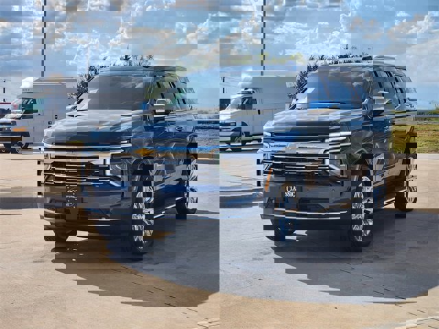 New 2026 Chevrolet Tahoe Premier image 3
