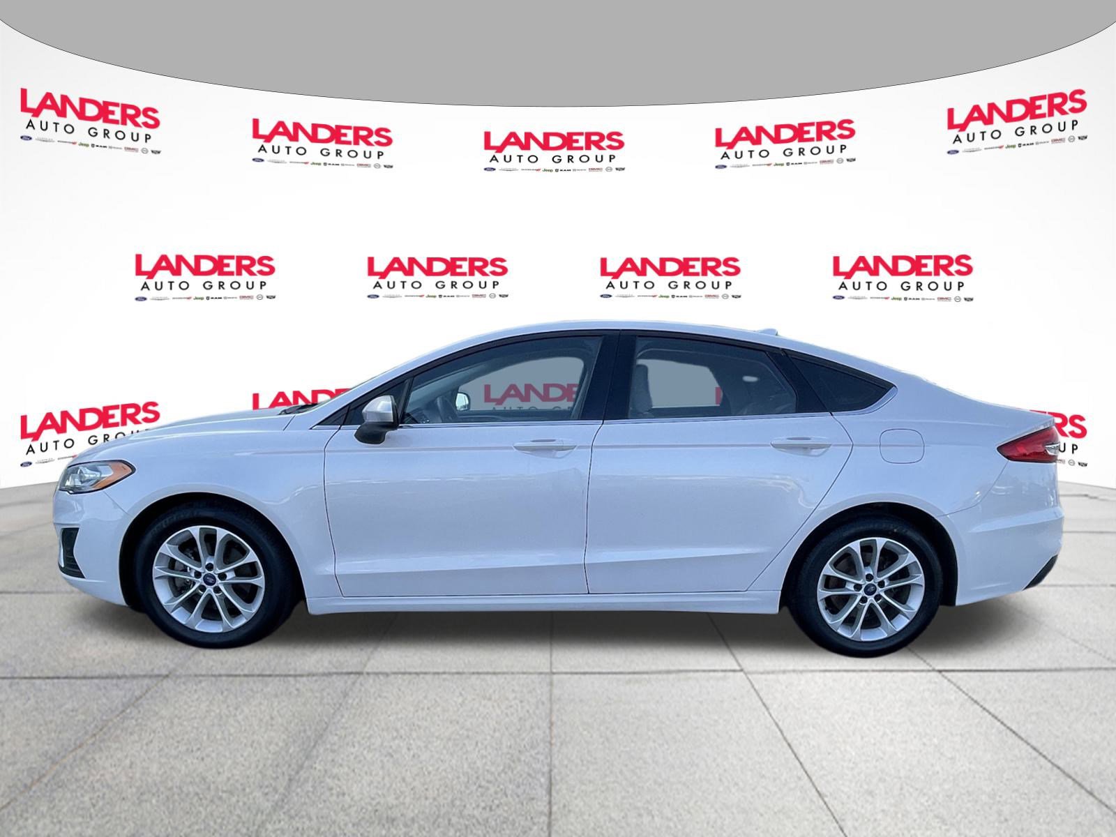 Used 2019 Ford Fusion SE image 6