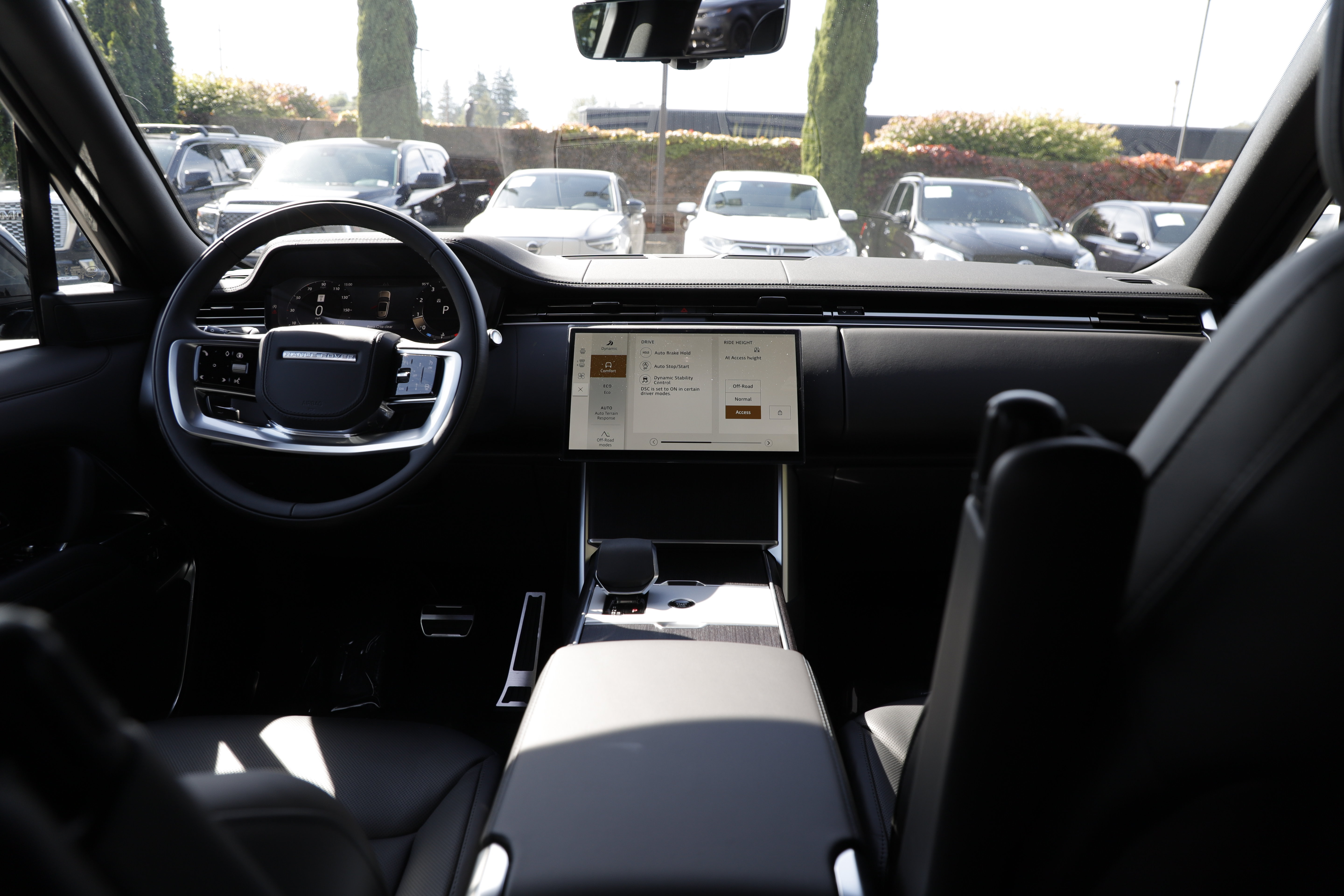New 2026 Land Rover Range Rover SE AWD/4WD image 16