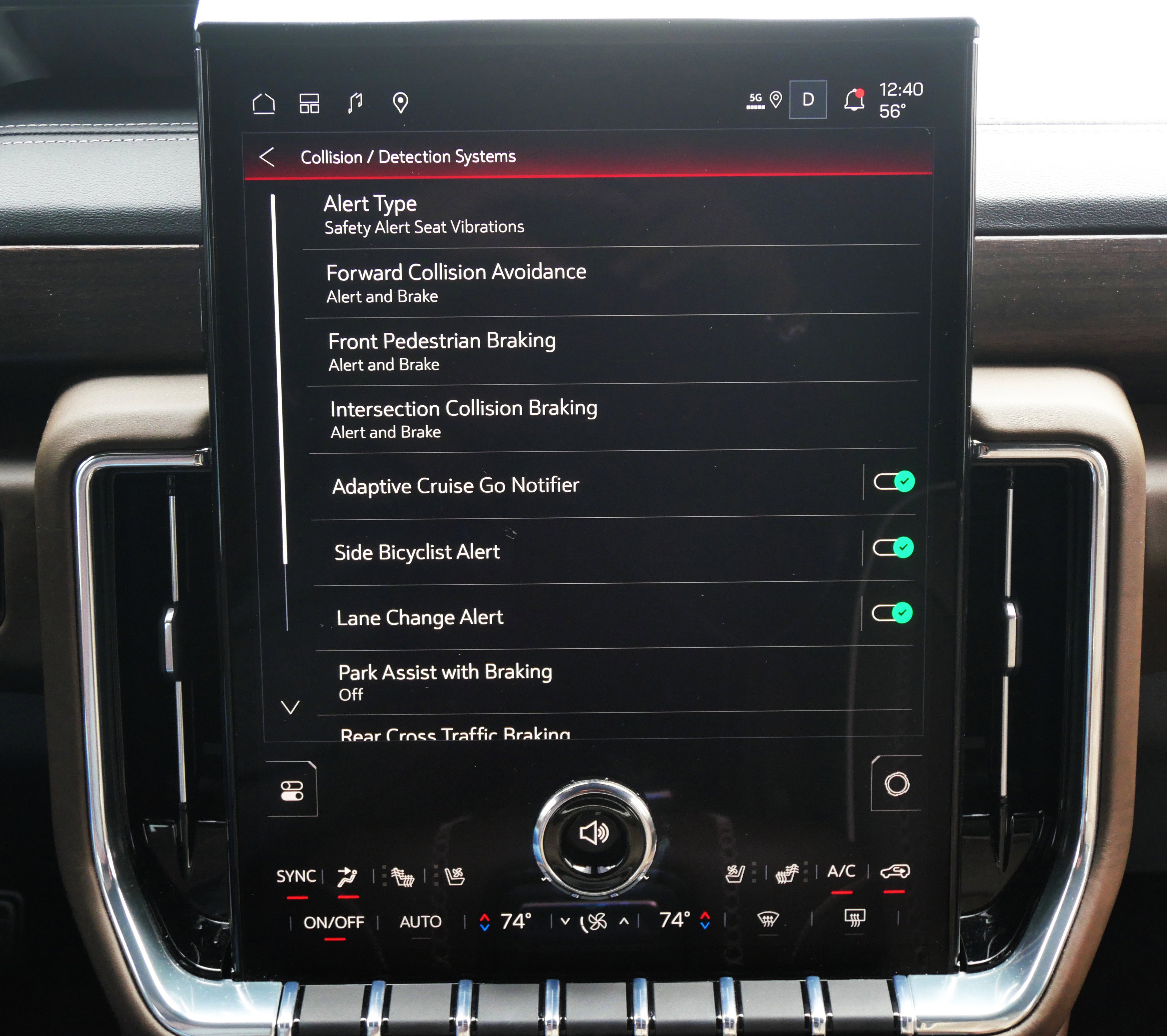 Used 2025 GMC Yukon Denali Ultimate image 19