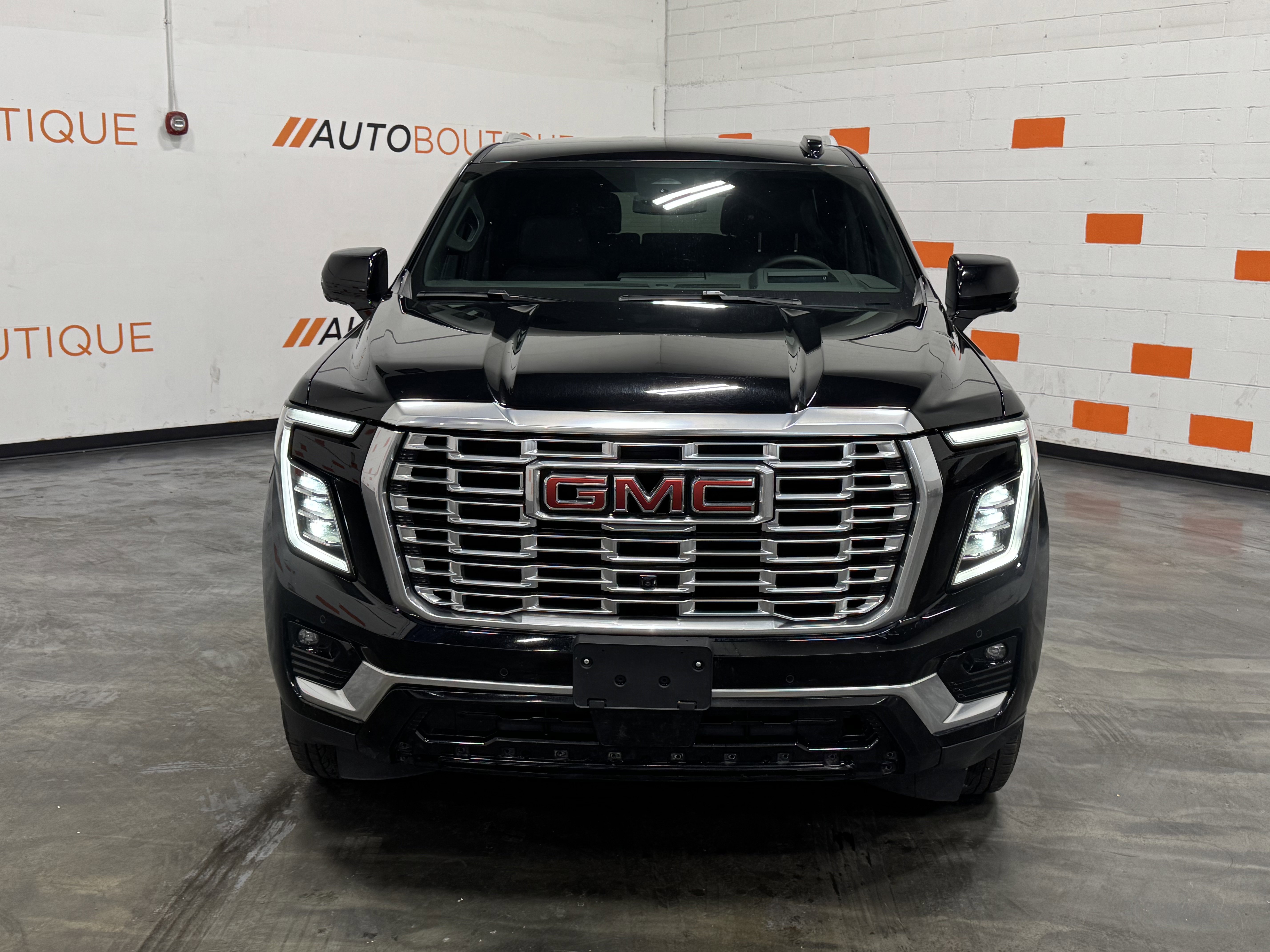 Used 2025 GMC Yukon Denali image 7
