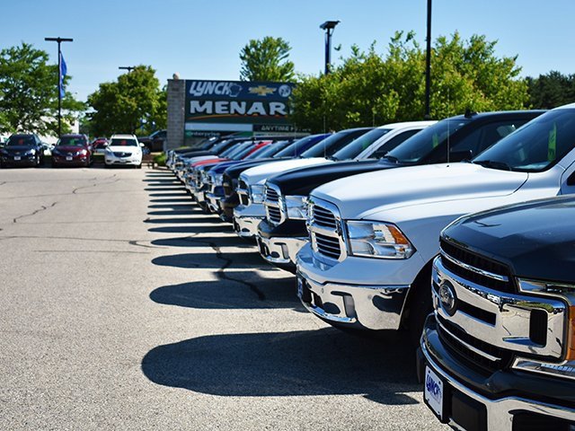 Used 2023 GMC Terrain SLE w/ Driver Convenience Package FWD image 23