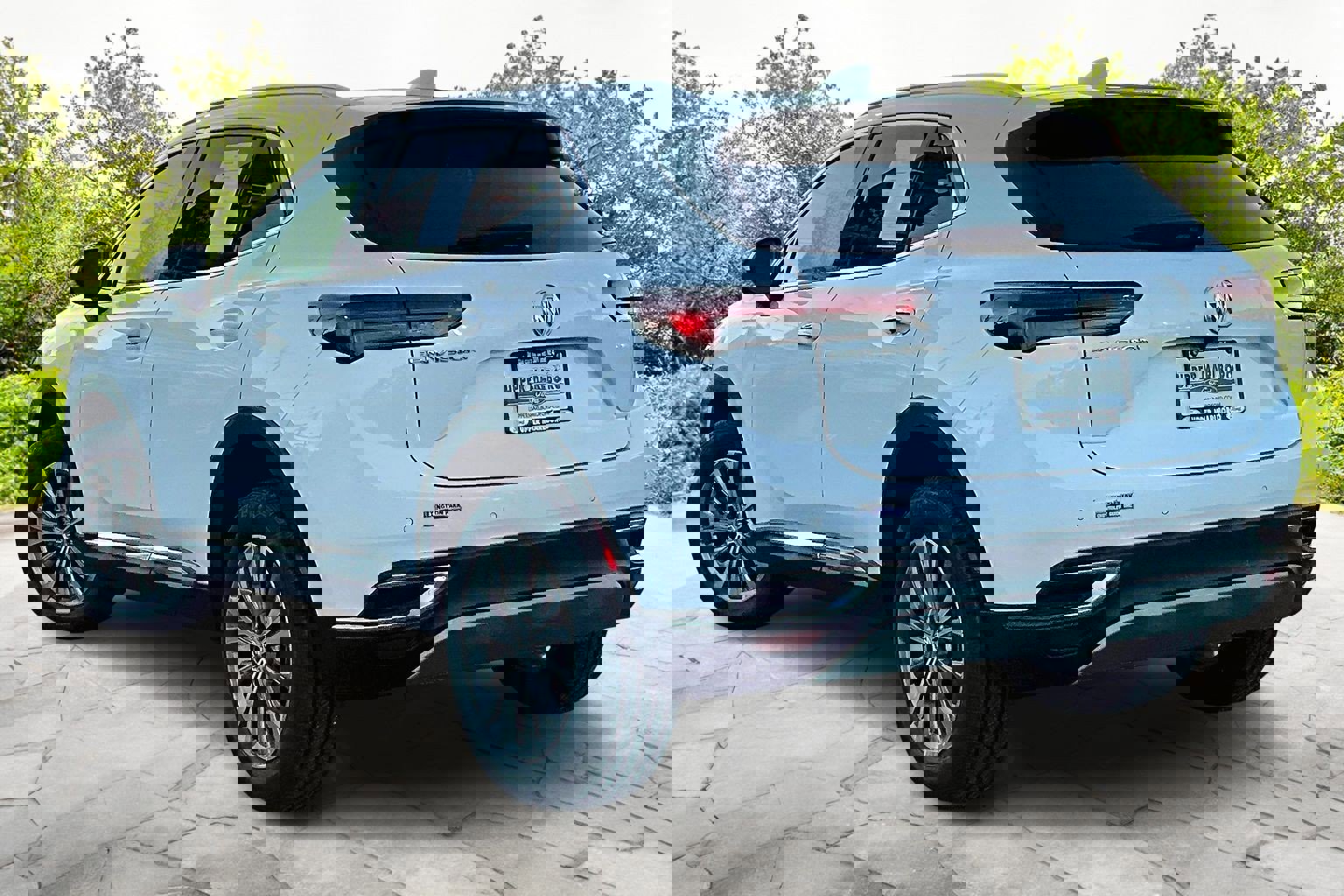 Used 2022 Buick Envision Preferred w/ Safety Package image 2