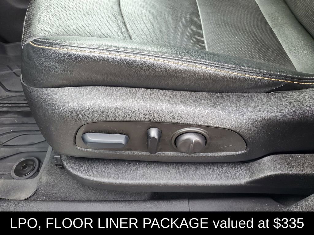 Used 2023 Chevrolet Equinox Premier image 9