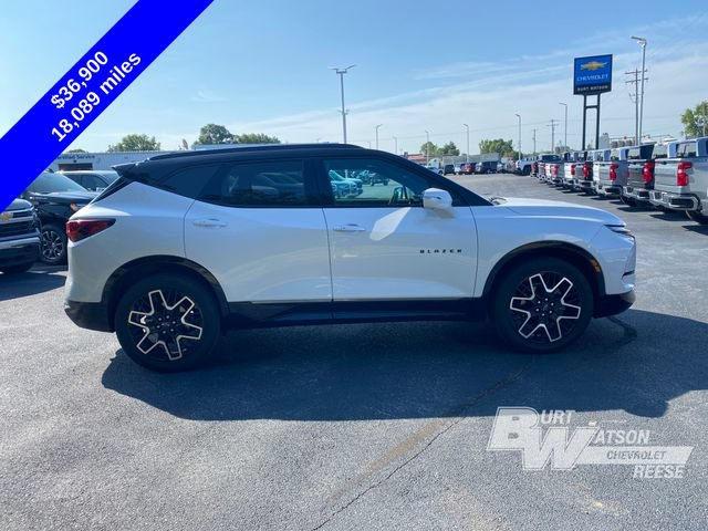 Used 2024 Chevrolet Blazer RS w/ Driver Confidence II Package AWD/4WD image 11