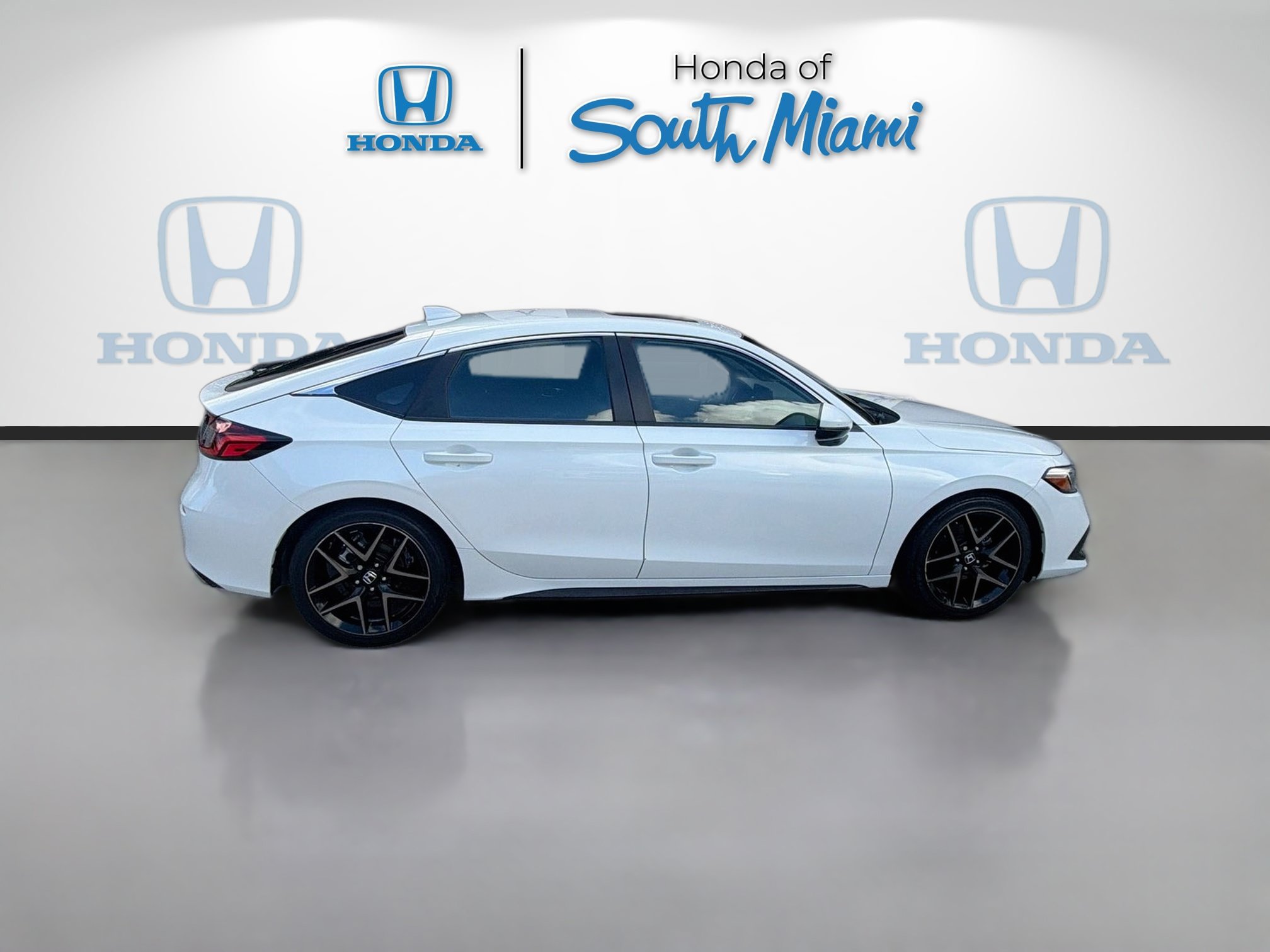 Certified 2024 Honda Civic Sport Touring image 8