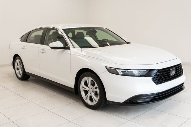 Certified 2024 Honda Accord LX image 7