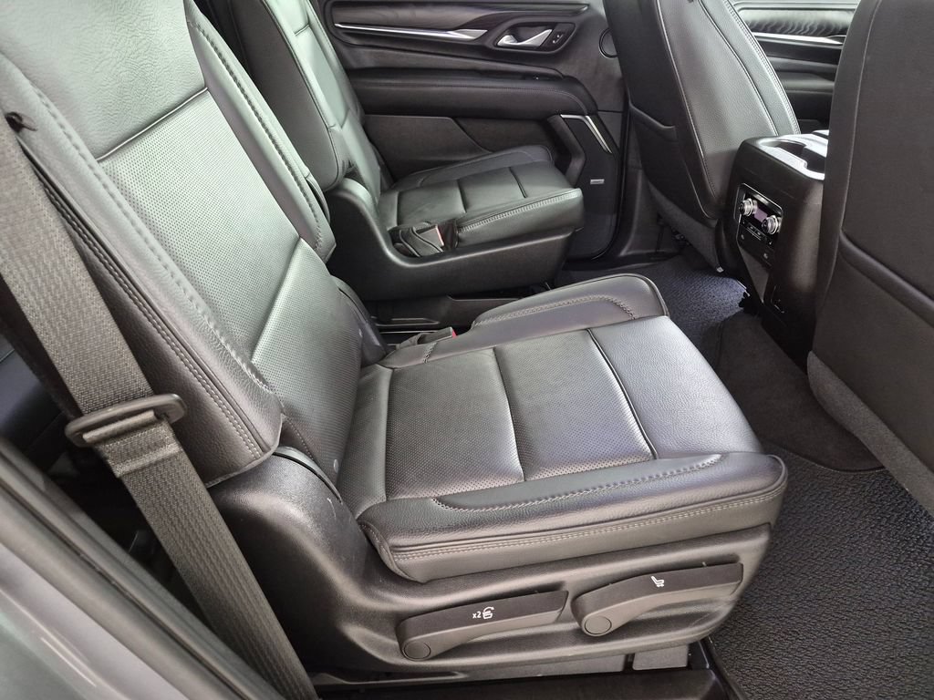 Used 2021 GMC Yukon Denali RWD image 28