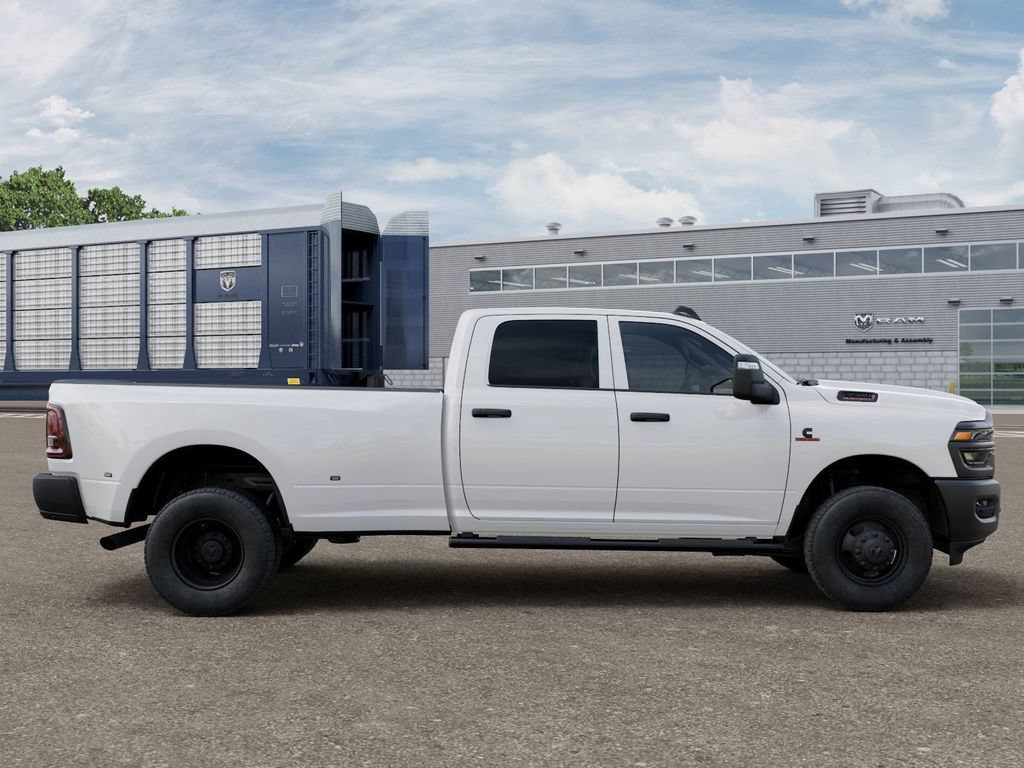 New 2026 RAM 3500 Tradesman AWD/4WD image 21