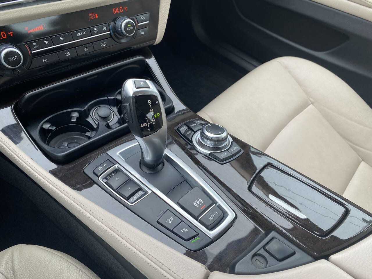 Used 2013 BMW 535i xDrive Sedan AWD/4WD image 30
