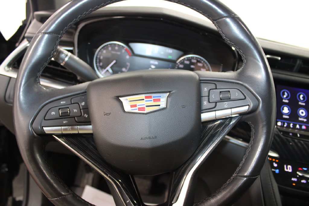 Used 2024 Cadillac XT6 Premium Luxury AWD/4WD image 33