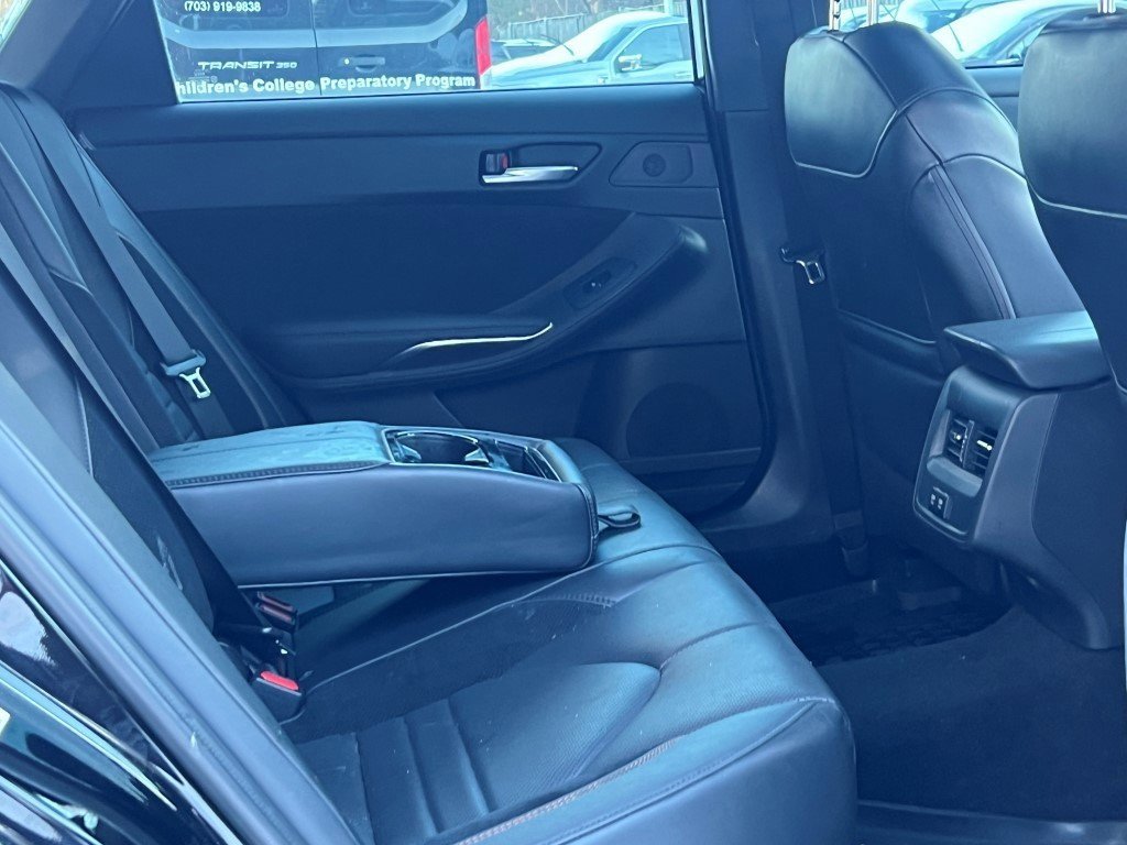Used 2019 Toyota Avalon XSE w/ All Weather Liner Package image 10
