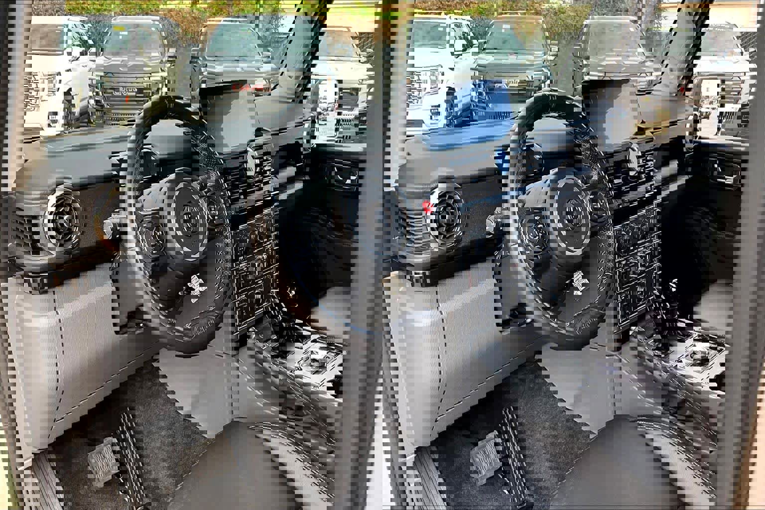 Used 2024 INEOS Grenadier Fieldmaster Edition image 18