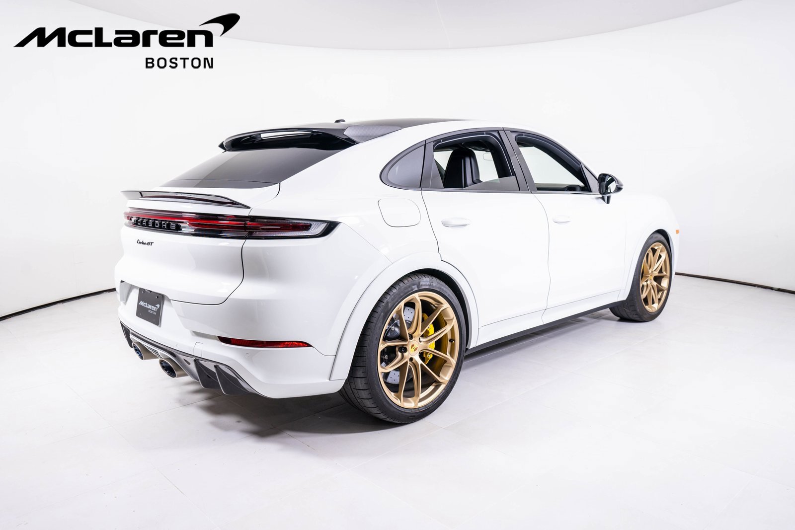 Used 2024 Porsche Cayenne Turbo GT image 5
