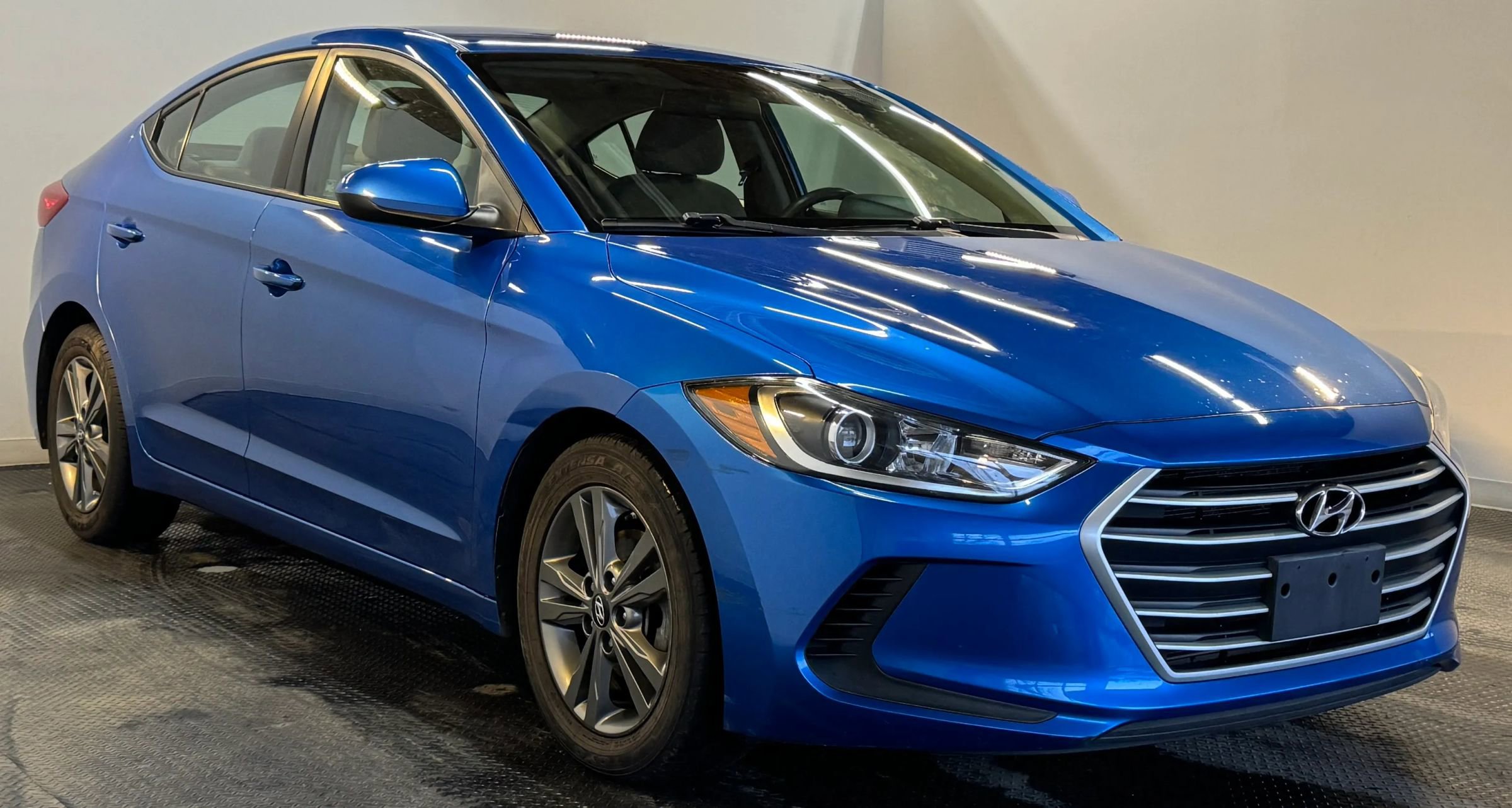 Used 2018 Hyundai Elantra SEL FWD image 3