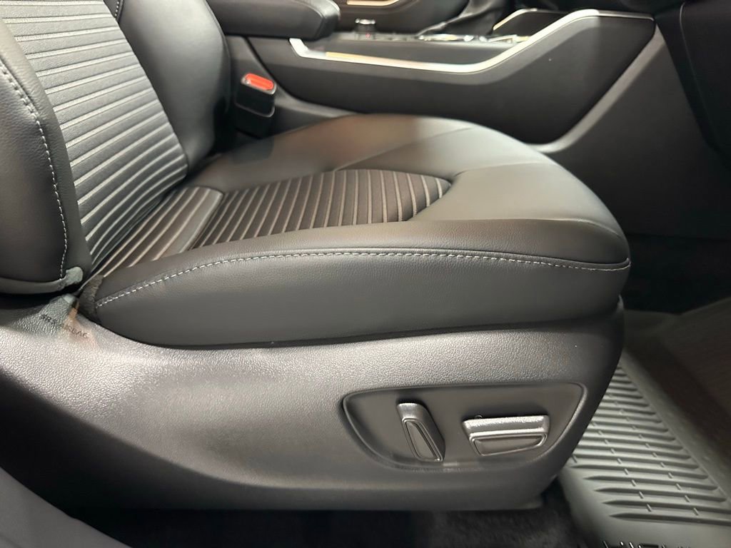 Used 2025 Toyota Highlander XSE image 63