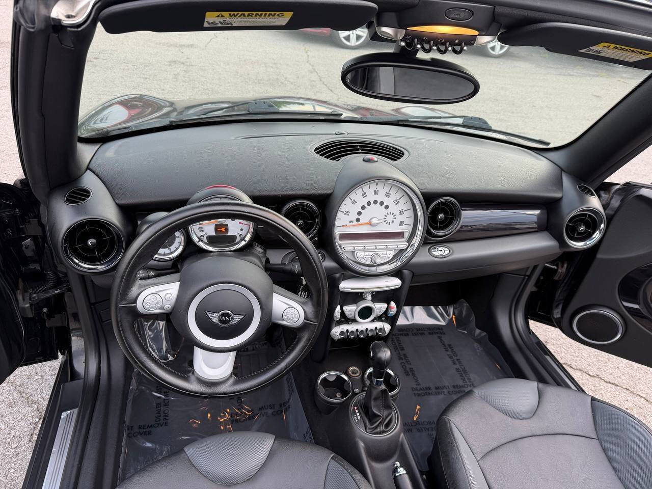 Used 2009 MINI Cooper Convertible FWD image 13