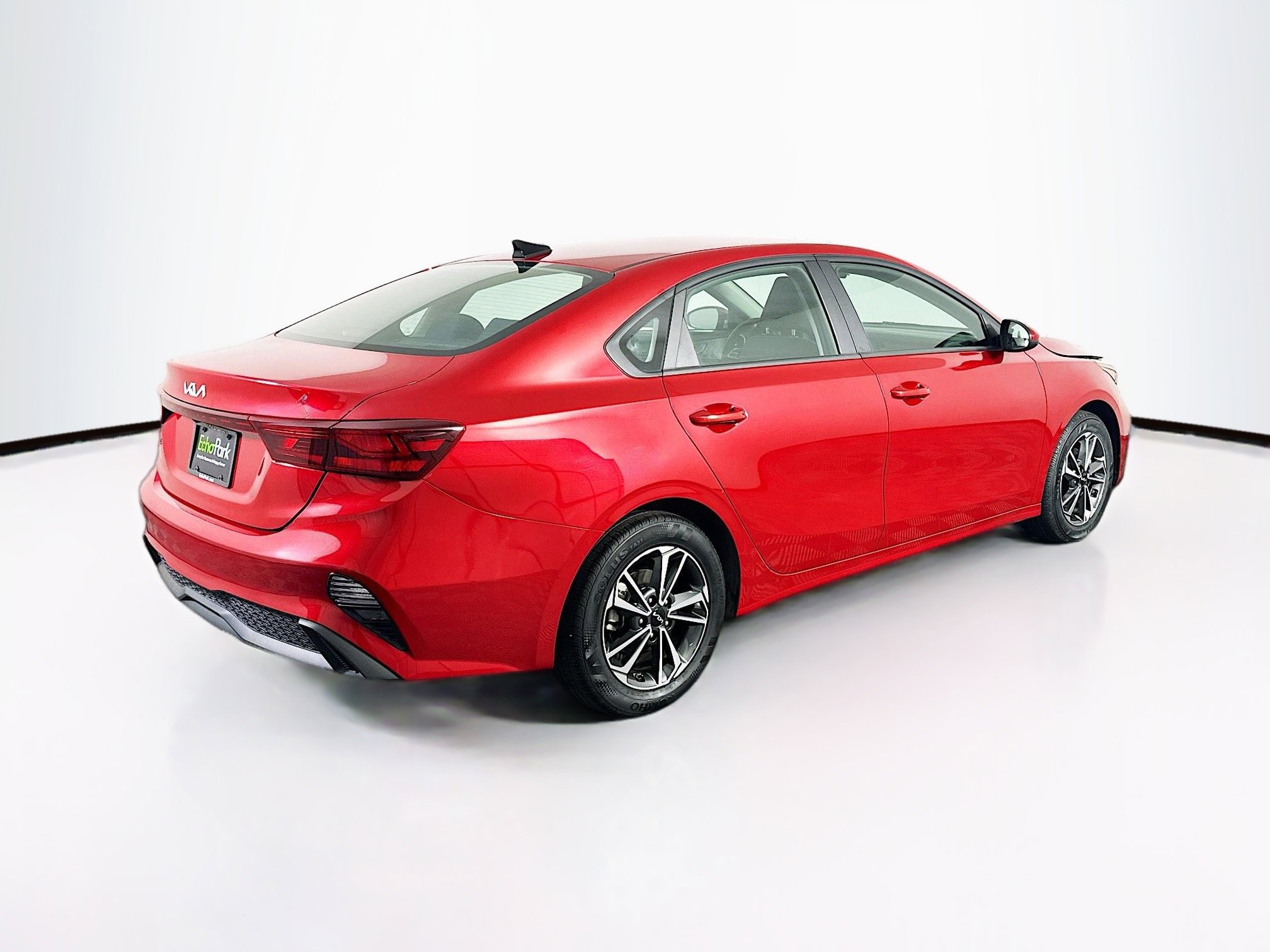 Used 2024 Kia Forte LXS image 9