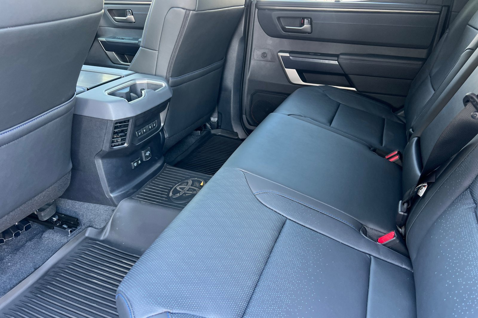 New 2026 Toyota Tundra Platinum image 9