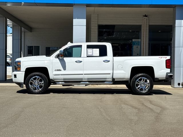 Used 2016 Chevrolet Silverado 2500 High Country w/ Duramax Plus Package AWD/4WD image 6