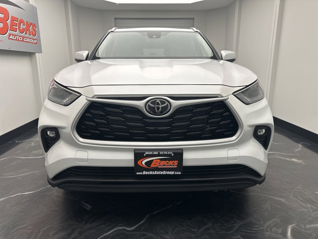 Used 2023 Toyota Highlander XLE image 31