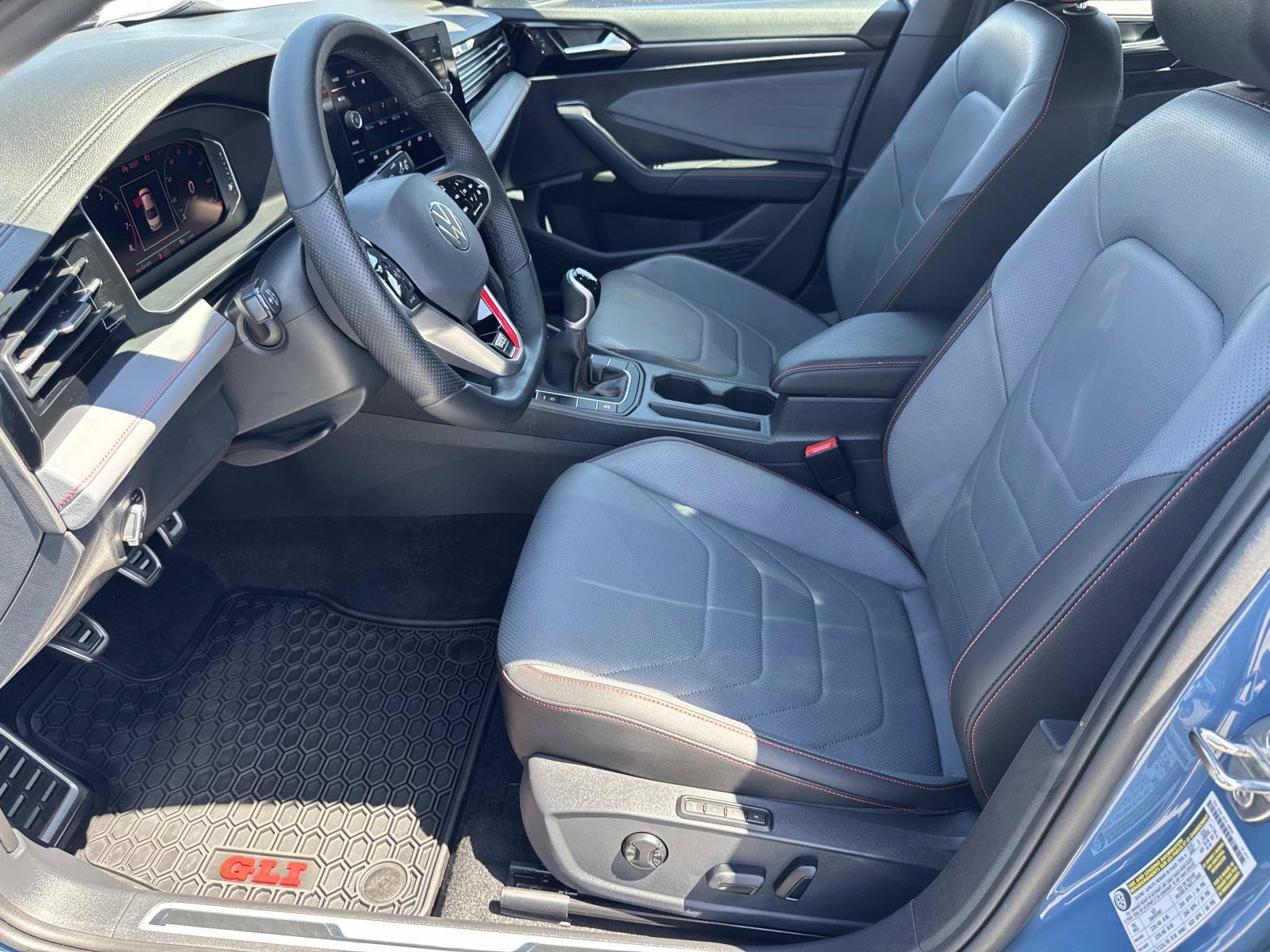 Certified 2025 Volkswagen Jetta GLI Autobahn w/ GLI Black Package FWD image 22