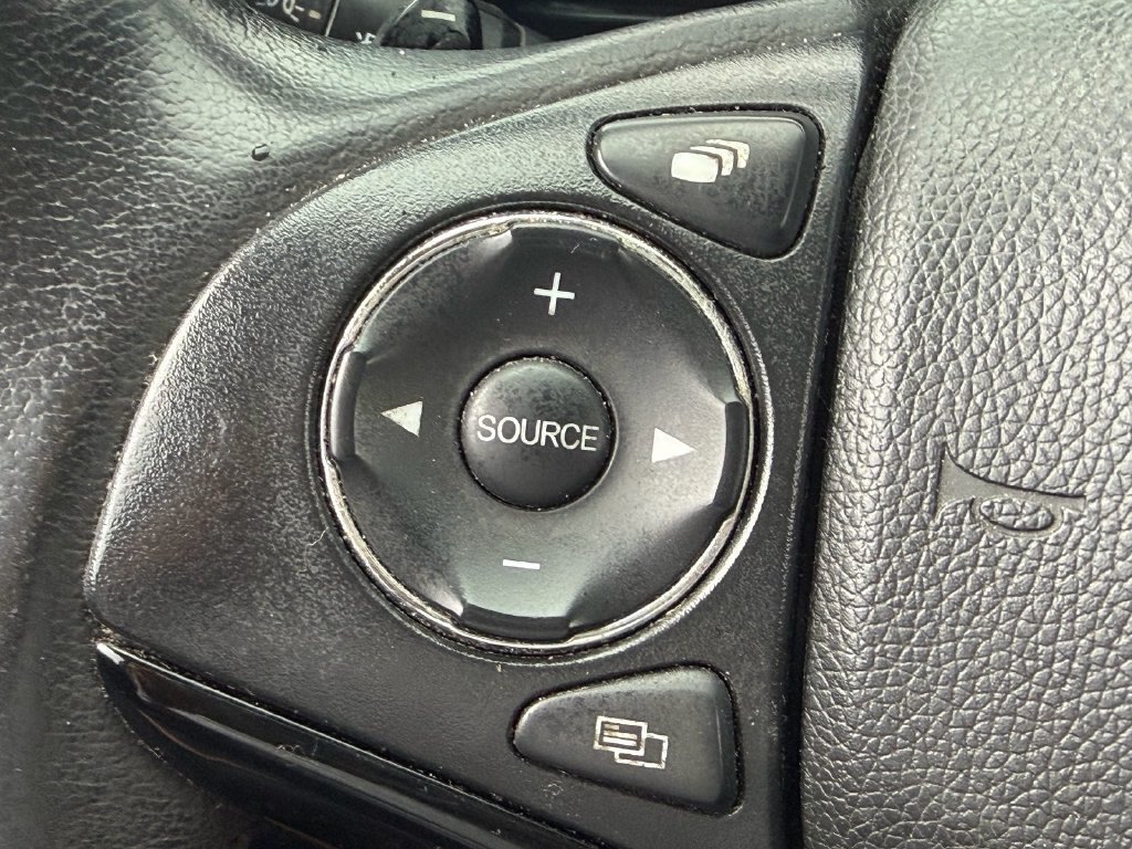 Used 2021 Honda HR-V EX-L image 30