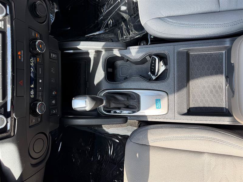 Used 2022 Nissan Frontier SV RWD image 29