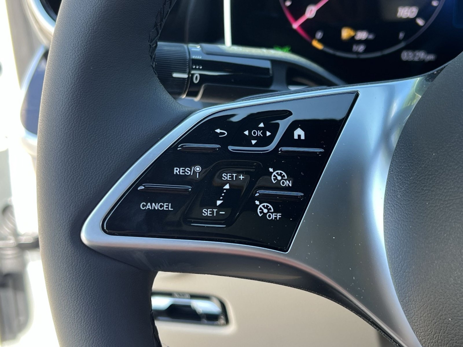 New 2026 Mercedes-Benz C 300 4MATIC Sedan image 36