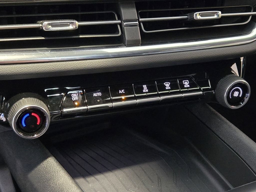 New 2026 Chevrolet Equinox EV LT FWD image 24