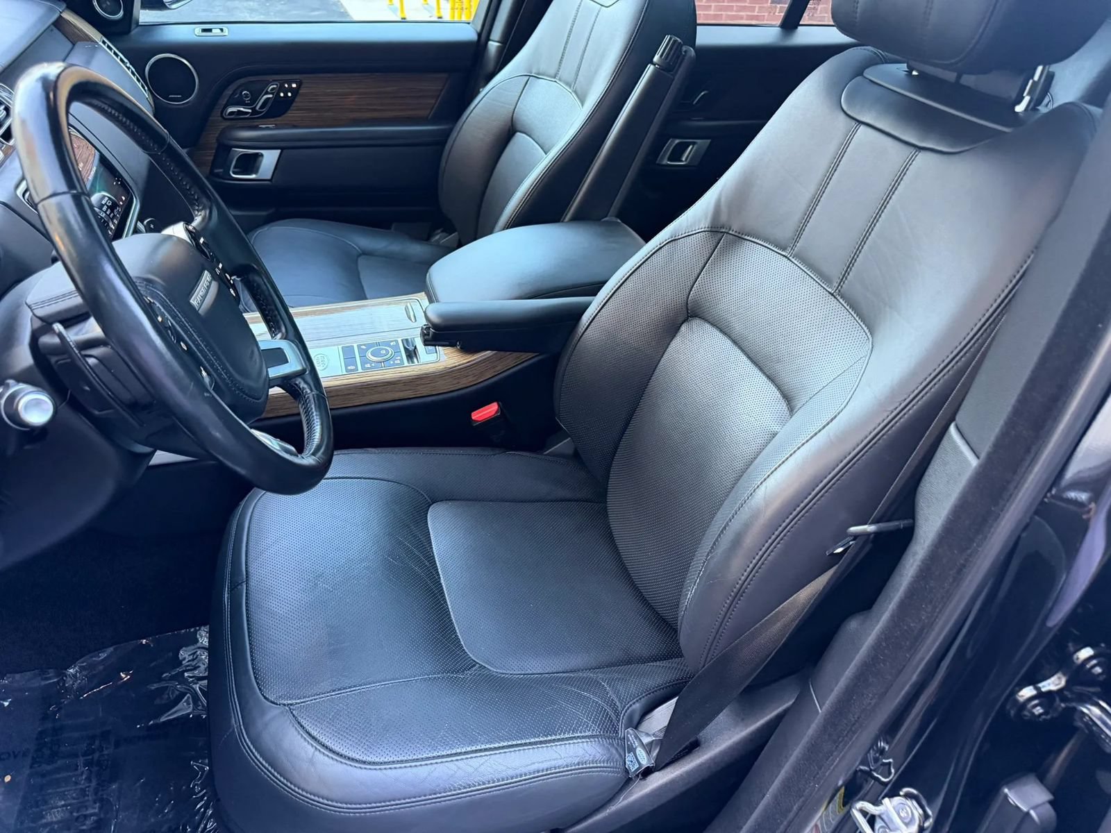 Used 2019 Land Rover Range Rover HSE AWD/4WD image 14