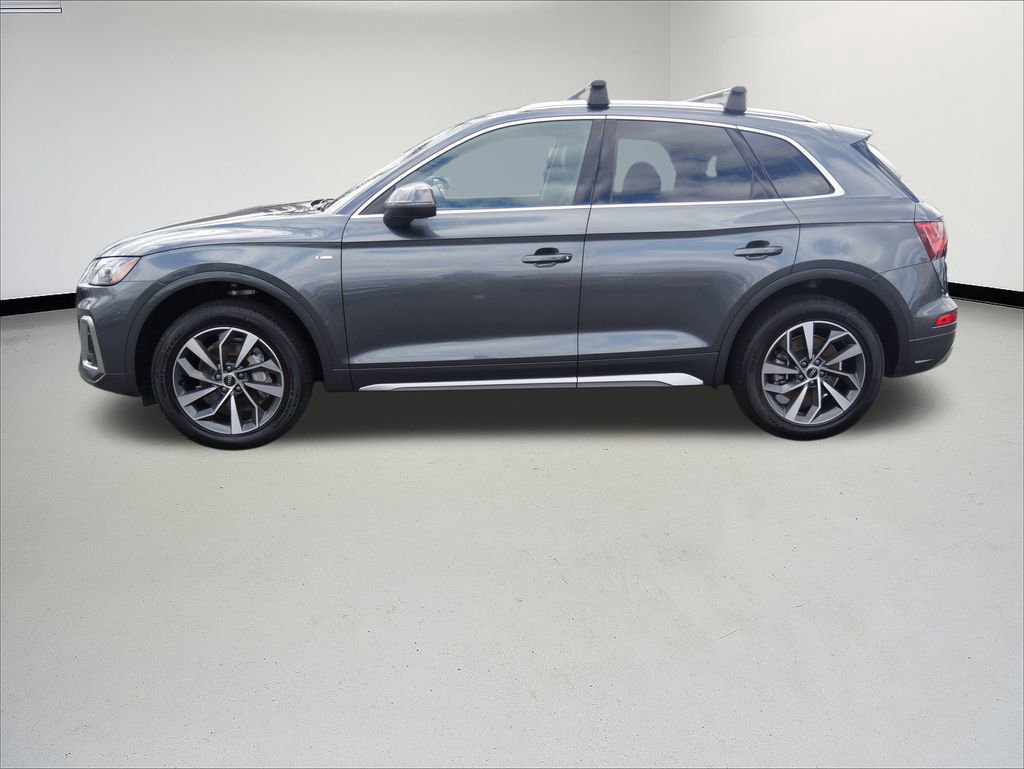 Certified 2023 Audi Q5 2.0T Premium Plus w/ Premium Plus Package image 2