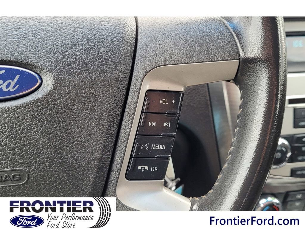 Used 2011 Ford Fusion SEL image 16