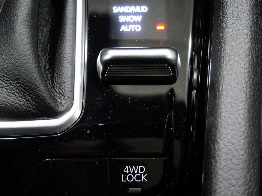 New 2026 Jeep Compass Latitude w/ Sun and Sound Group image 22