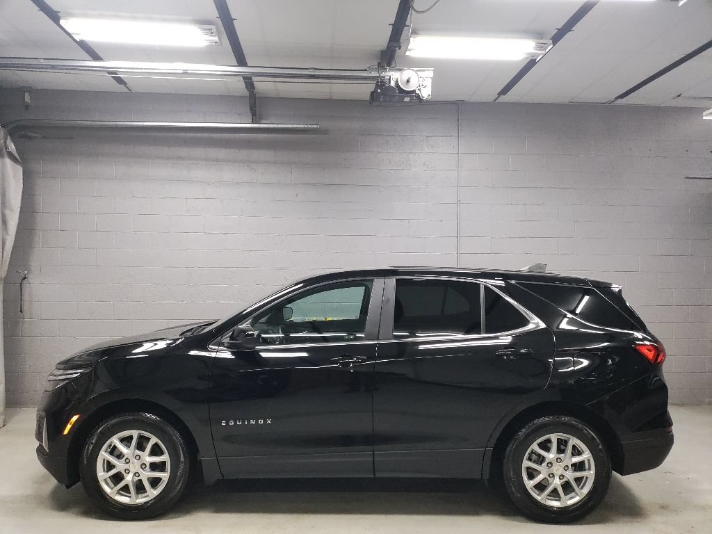 Used 2024 Chevrolet Equinox LT FWD image 17