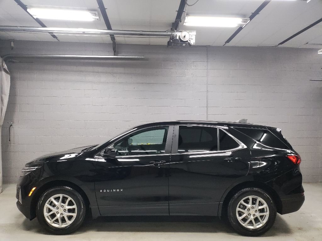 Used 2024 Chevrolet Equinox LT FWD image 17
