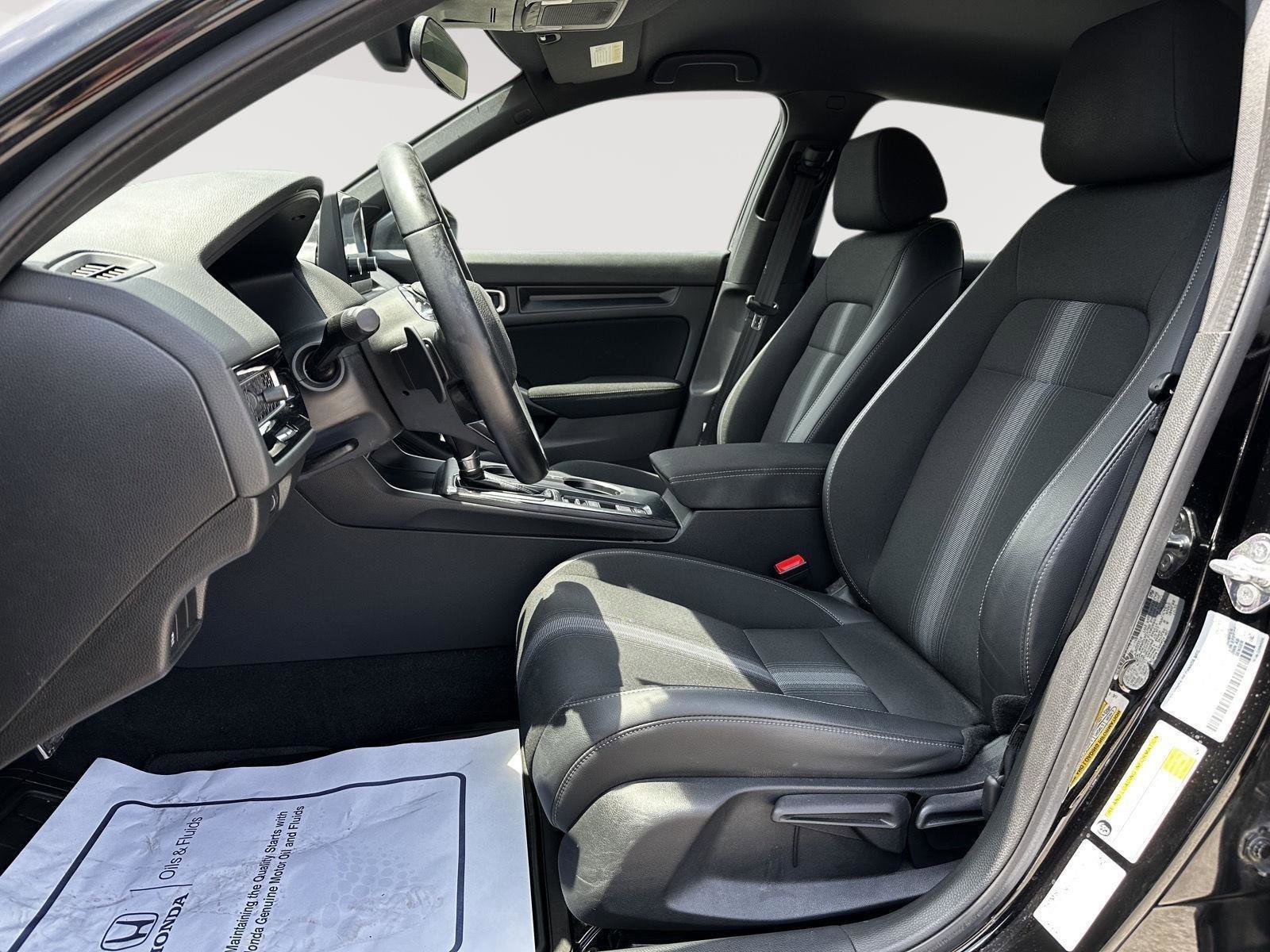 Used 2023 Honda Civic Sport image 7