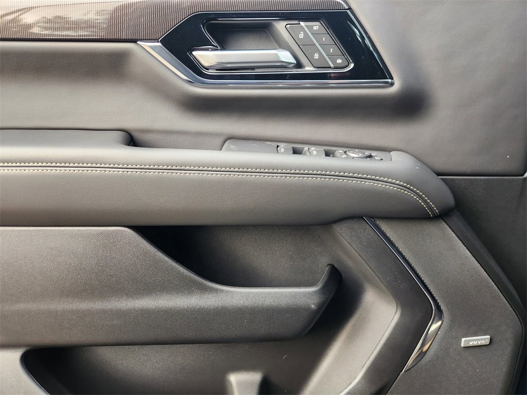 New 2026 GMC Yukon Elevation w/ Elevation Premium Package image 15