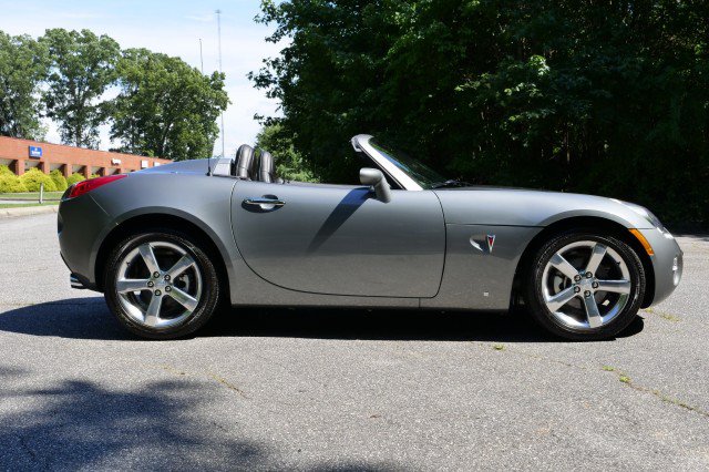 Used 2007 Pontiac Solstice Convertible w/ Premium Package RWD image 41