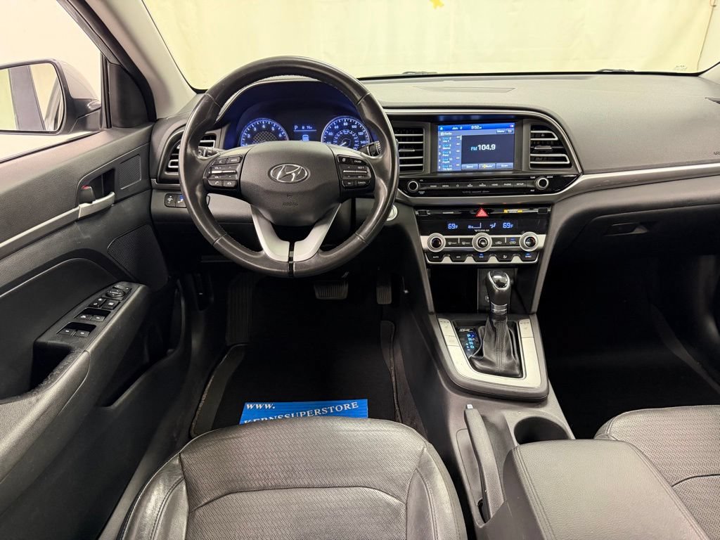 Used 2020 Hyundai Elantra Limited w/ Cargo Package (C1) FWD image 28